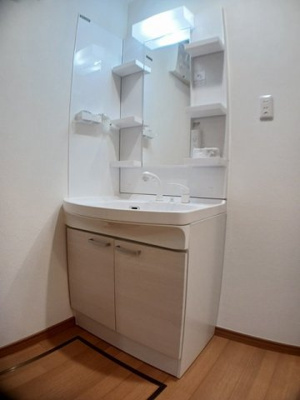 【洗面所】 | サンコート | 使いやすい洗面所です
