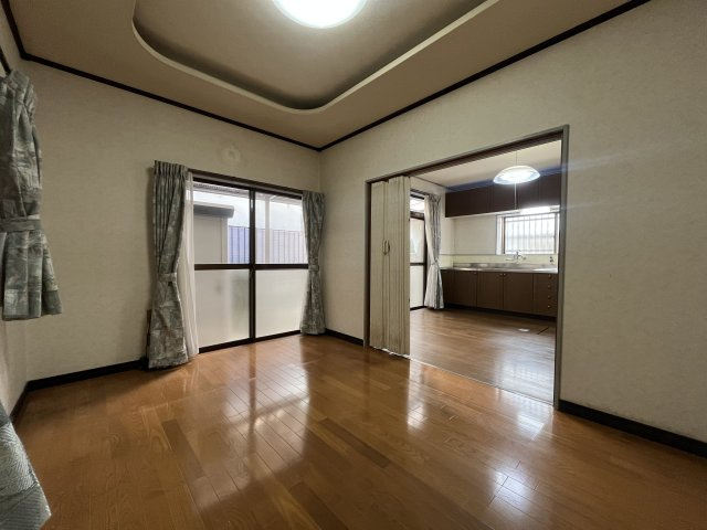 熊取町朝代東1丁目　中古戸建の居間・リビング