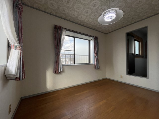 熊取町朝代東1丁目　中古戸建の洋室