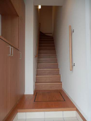 【玄関】 | ソレイユコート築山新町