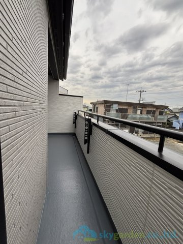 平塚市東中原1丁目　新築戸建　全1棟1号棟のバルコニー