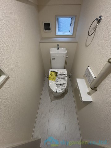 平塚市東中原1丁目　新築戸建　全1棟1号棟のトイレ