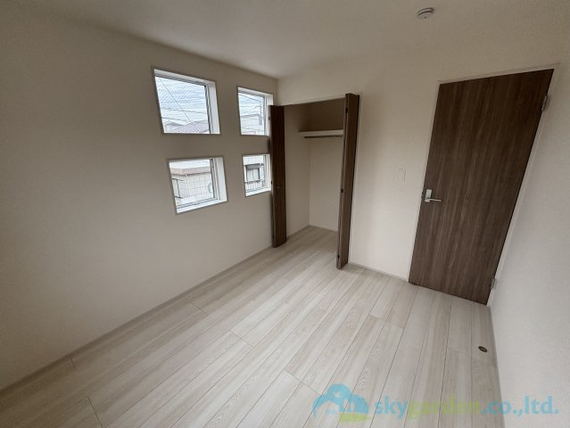 平塚市東中原1丁目　新築戸建　全1棟1号棟の洋室