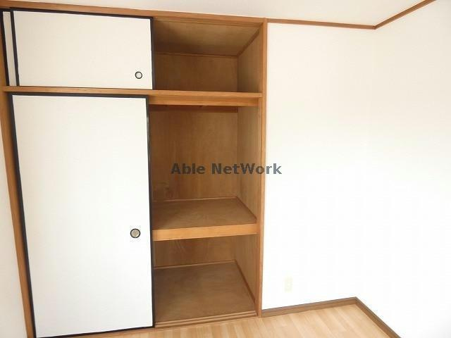 イマージュⅠの収納|6帖洋室に収納付