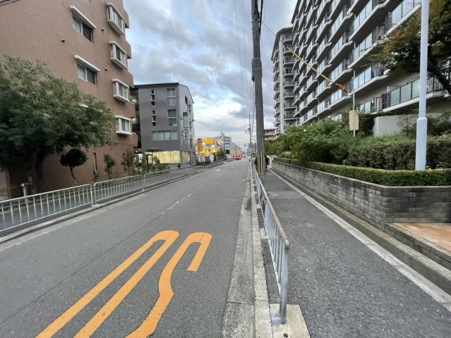 ローズハイツ香里園 三号棟の周辺