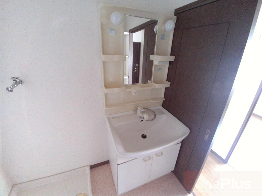 ビエント六甲３の洗面所