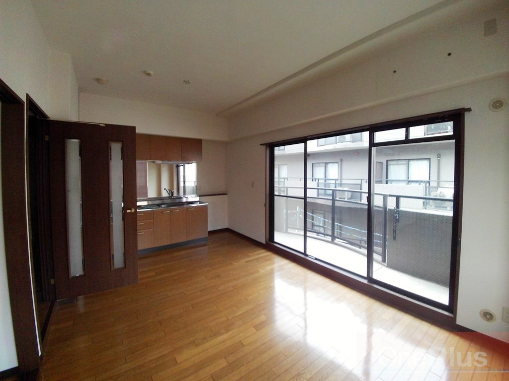 ビエント六甲３の居間・リビング