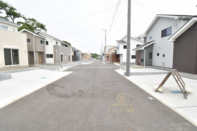 いろどりアイタウン　日立市西成沢町2丁目　23-P1　10の前面道路含む現地写真|現地撮影（2026年8月）