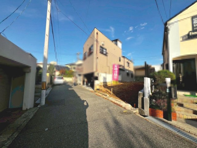 【前面道路含む現地写真】 | 神野町３丁　売土地 | しあわせの丘こども園まで徒歩７分♪子宝幼稚園まで徒歩９分♪小さなお子様のいるご家庭も安心ですね！