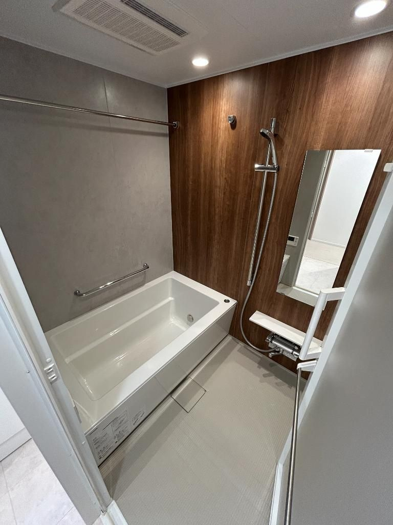 アスブルーム奥浅草の浴室