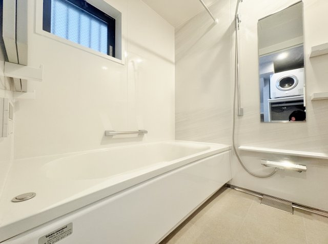 板橋区上板橋3丁目 限定1棟の外観|家族で楽しめる空間がつくれる大人気のルーフバルコニー付邸宅♪
休日には空が広がるご家族だけの屋外リビングとしてお使いいただくのも良いですね♪