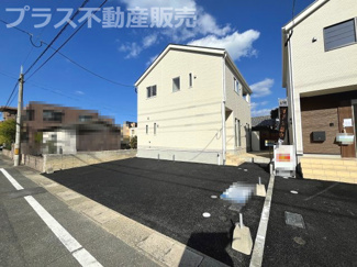 【外観】 | 現地写真。プラス不動産販売なら、現場の全ての棟をまとめてご見学頂けます。