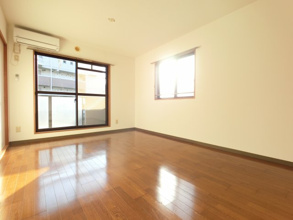 【居間・リビング】