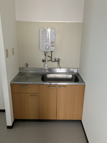 斎藤倉庫のキッチン|キッチン