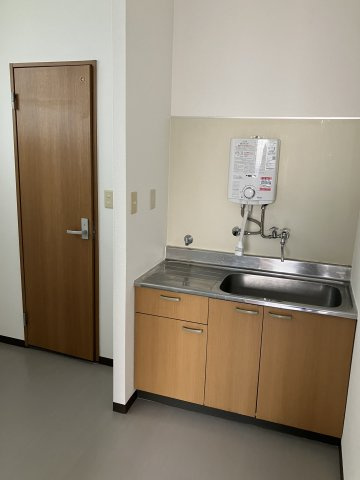 斎藤倉庫のキッチン