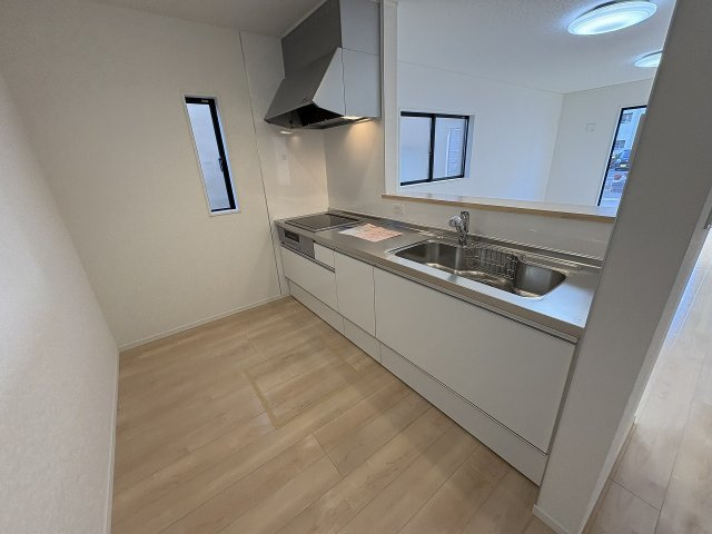 【キッチン】 | 福岡市西区今宿1丁目第4　2号棟（全2棟）【仲介手数料無料・0円】 | 現地写真。