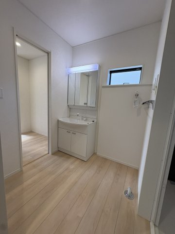 【洗面所】 | 福岡市西区今宿1丁目第4　2号棟（全2棟）【仲介手数料無料・0円】 | 現地写真。