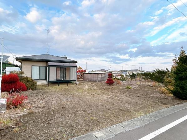 三戸郡階上町蒼前東６丁目の駐車場