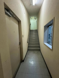 フレスデザイン第１５ビルのロビー