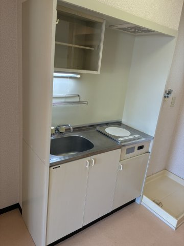 ヴィラ逢谷内のキッチン