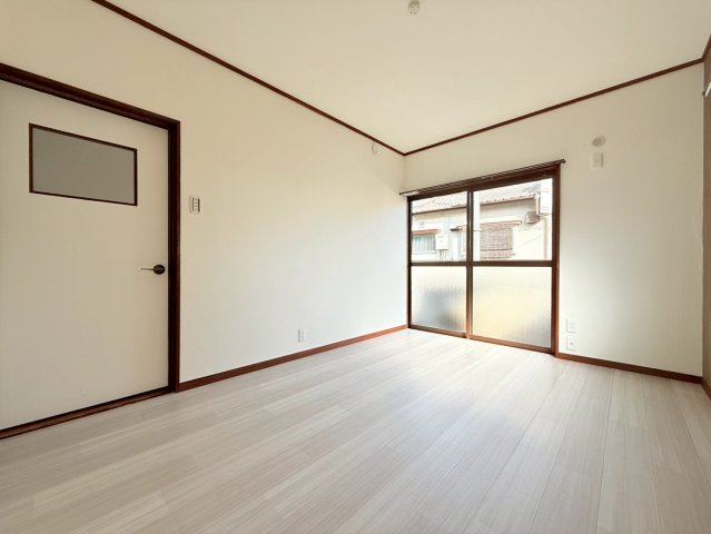 塩屋台2丁目戸建の寝室