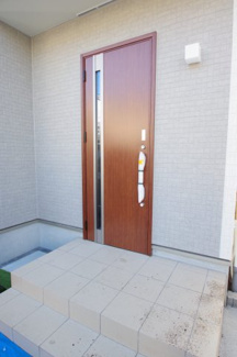 【玄関】 | 【仲介手数料無料！！】府中市北山町2丁目　新築戸建て（全2棟）B号棟　4790万円