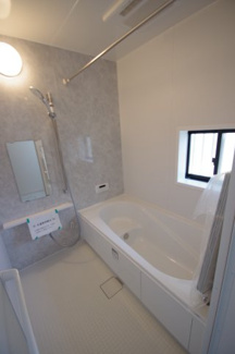 【浴室】 | 【仲介手数料無料！！】府中市北山町2丁目　新築戸建て（全2棟）B号棟　4790万円 | 浴室1坪（1616）サイズ