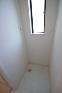 【ランドリースペース】 | 【仲介手数料無料！！】府中市北山町2丁目　新築戸建て（全2棟）B号棟　4790万円