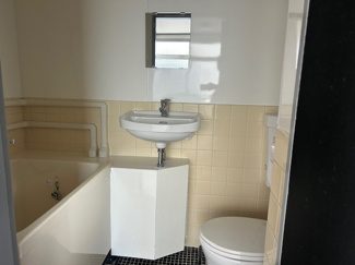 【浴室】 | カーサビアンカ | トイレ　洗面台