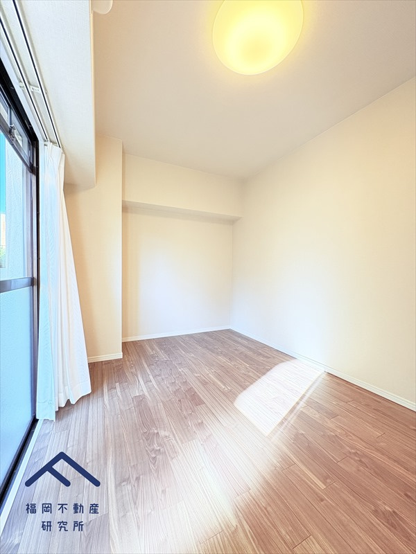 アンピール竹下1号館の洋室