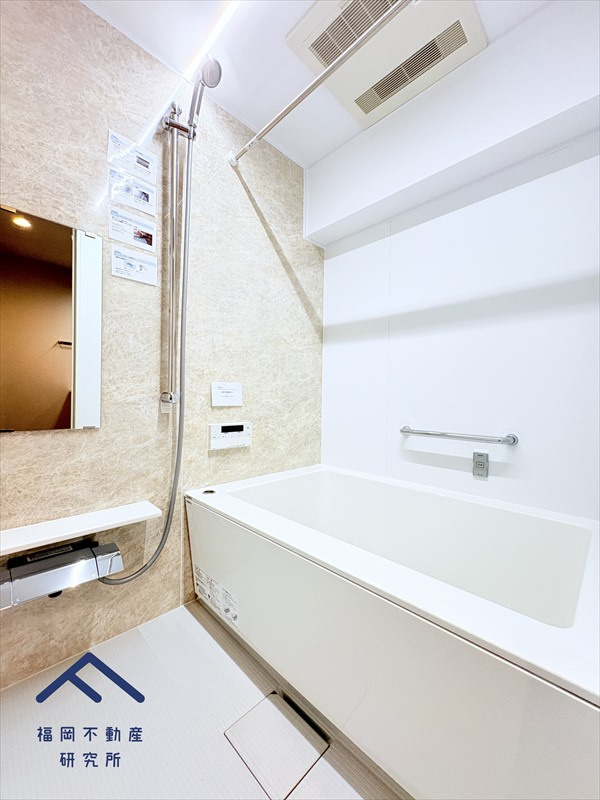 アンピール竹下1号館の浴室