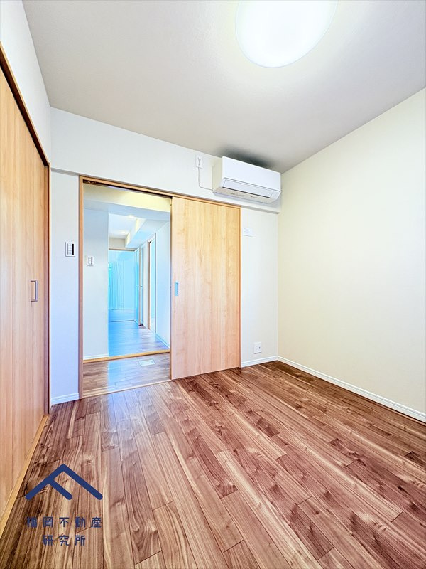 アンピール竹下1号館の洋室