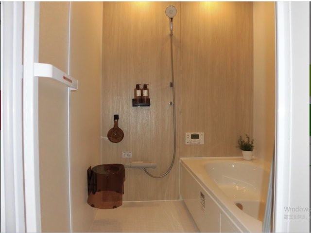 ルルーディア東区西大寺中野③号棟の浴室