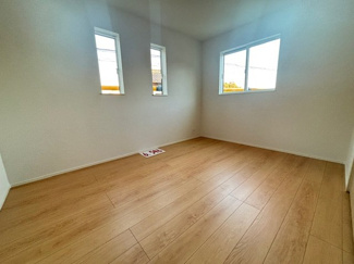 【洋室】 | 廿日市市深江2丁目（JR宮島口駅）全2区画　NO2【角地】