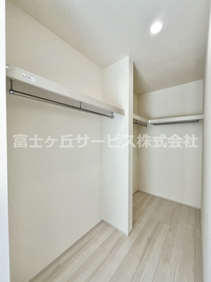 【収納】 | 袋井市中新田 3期 新築一戸建て | ウォークインクローゼット