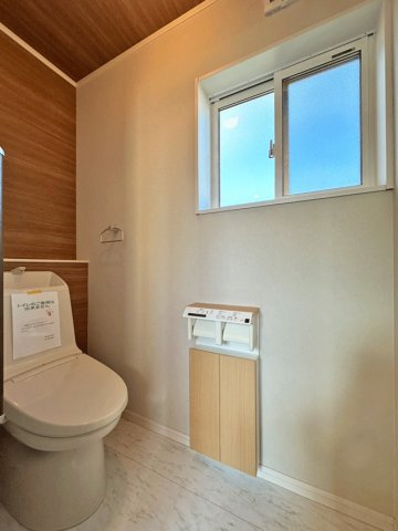 富谷市杜乃橋二丁目　高勝の家施工ハウス♪のトイレ