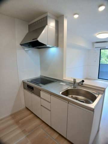 ウィステリア　アール．Ⅱのキッチン