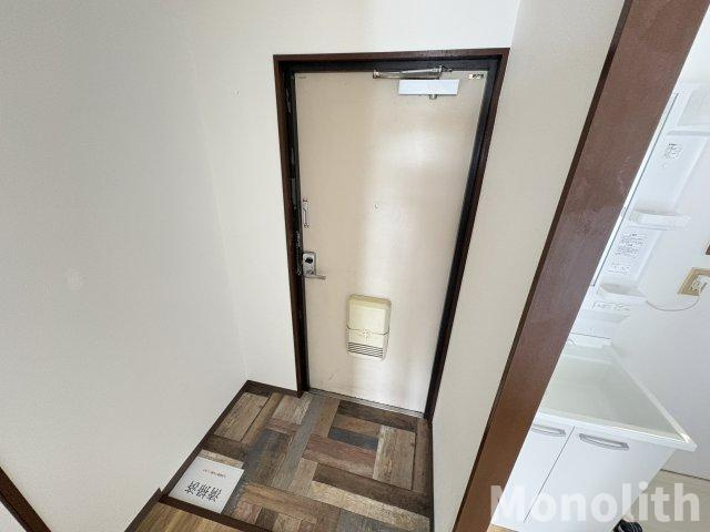 サニーハイツ健翔の玄関
