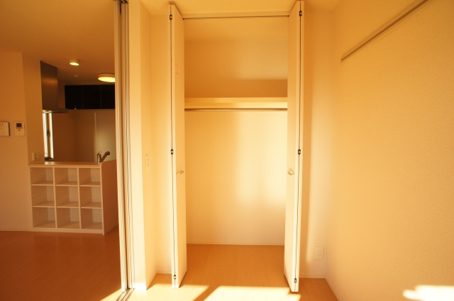 メイ　アジュールDの設備|反転です