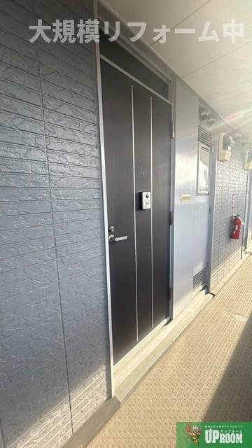 クレスト・K2の玄関