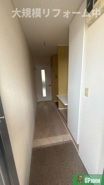 クレスト・K2の玄関