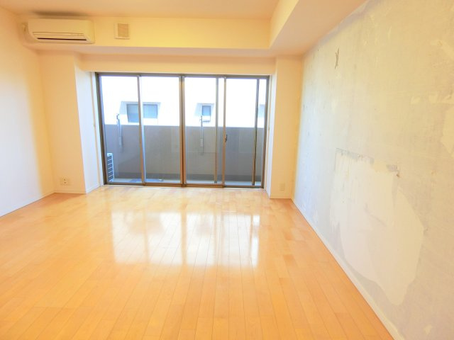 クリオ蒲田Ⅱの居間・リビング