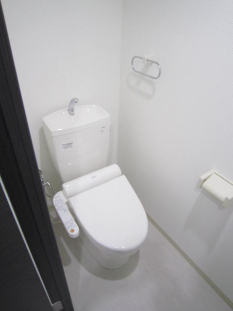 ペルル寺門のトイレ|温水洗浄便座