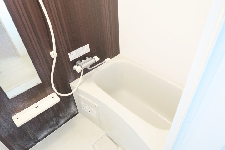 フィルクローバ川口の浴室|別号室の参考写真です。