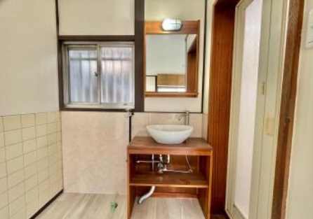 明石市中朝霧丘の独立洗面台