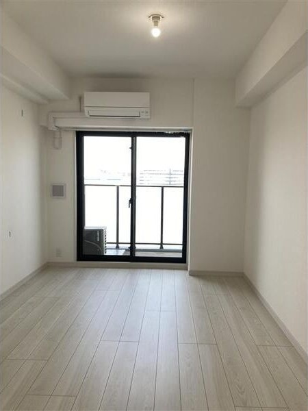 S-RESIDENCE金山altano(アルターノ)の居間・リビング|ゆったりとしたリビングです