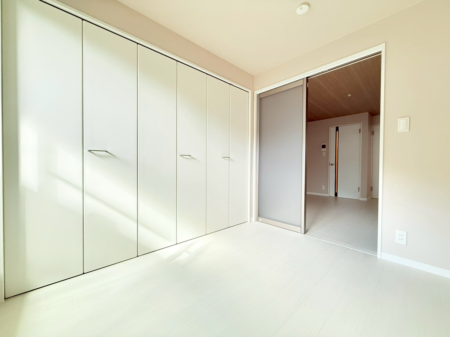 NETーK妙法寺の寝室