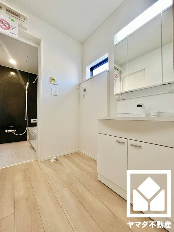 八幡市橋本尻江　第1　3号棟の外観