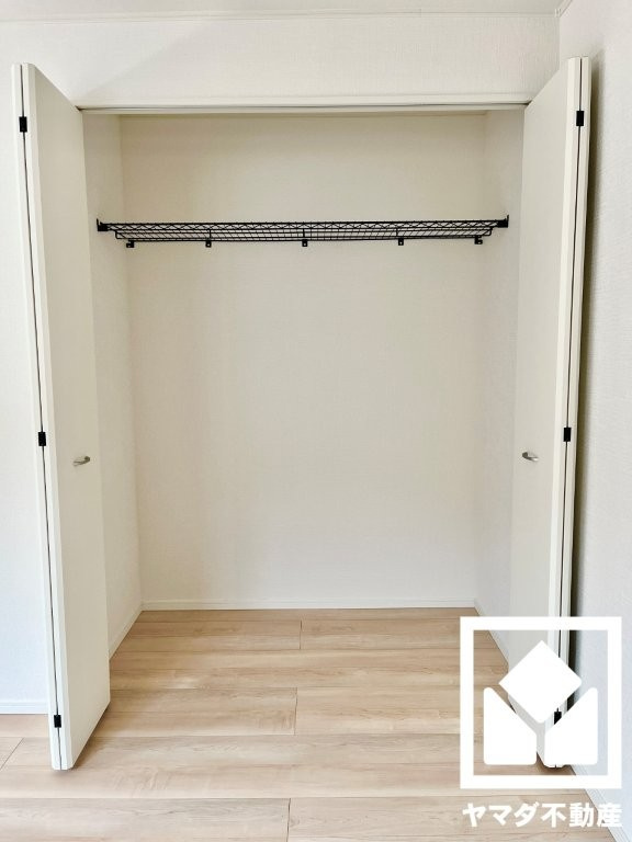 八幡市橋本尻江　第1　3号棟の外観