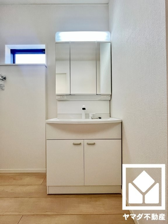 八幡市橋本尻江　第1　3号棟の外観